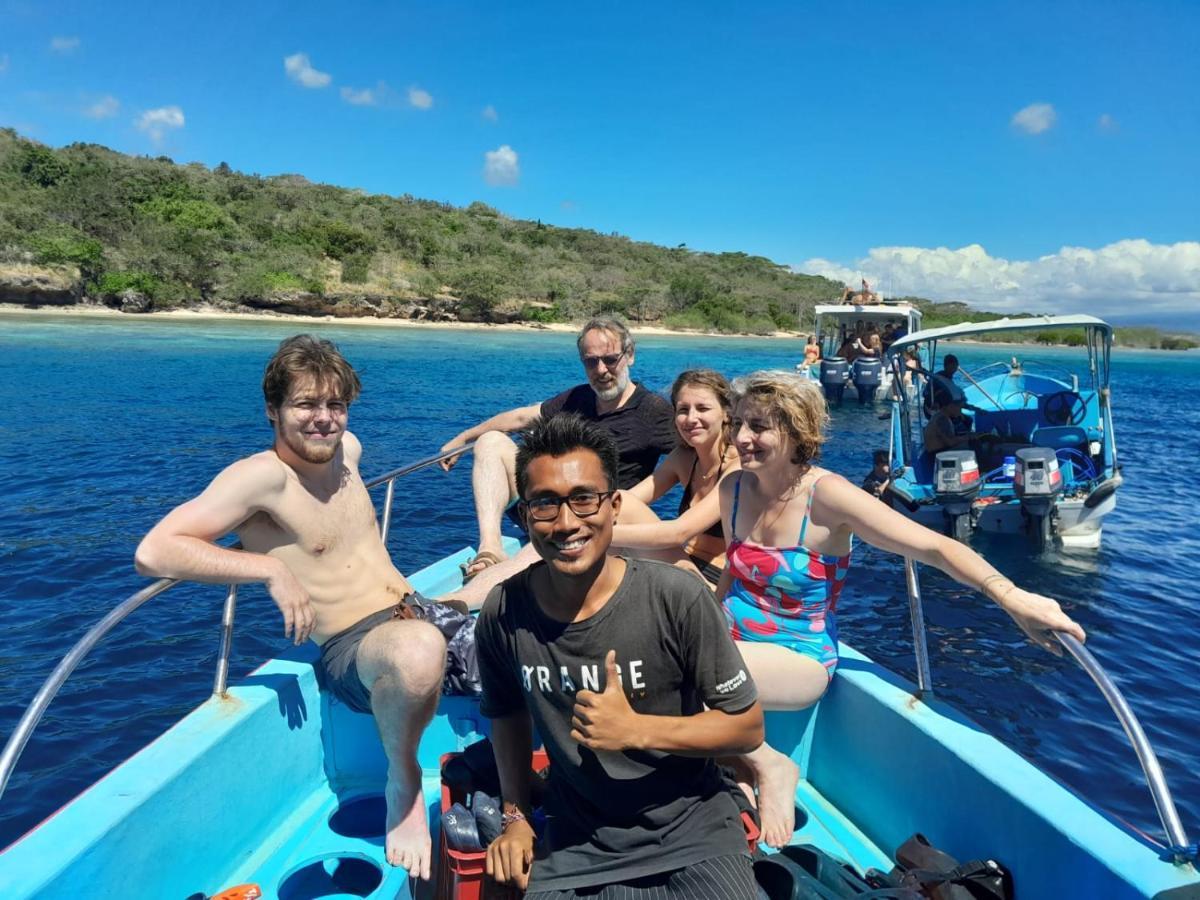 Van Santri Homestay Pemuteran エクステリア 写真