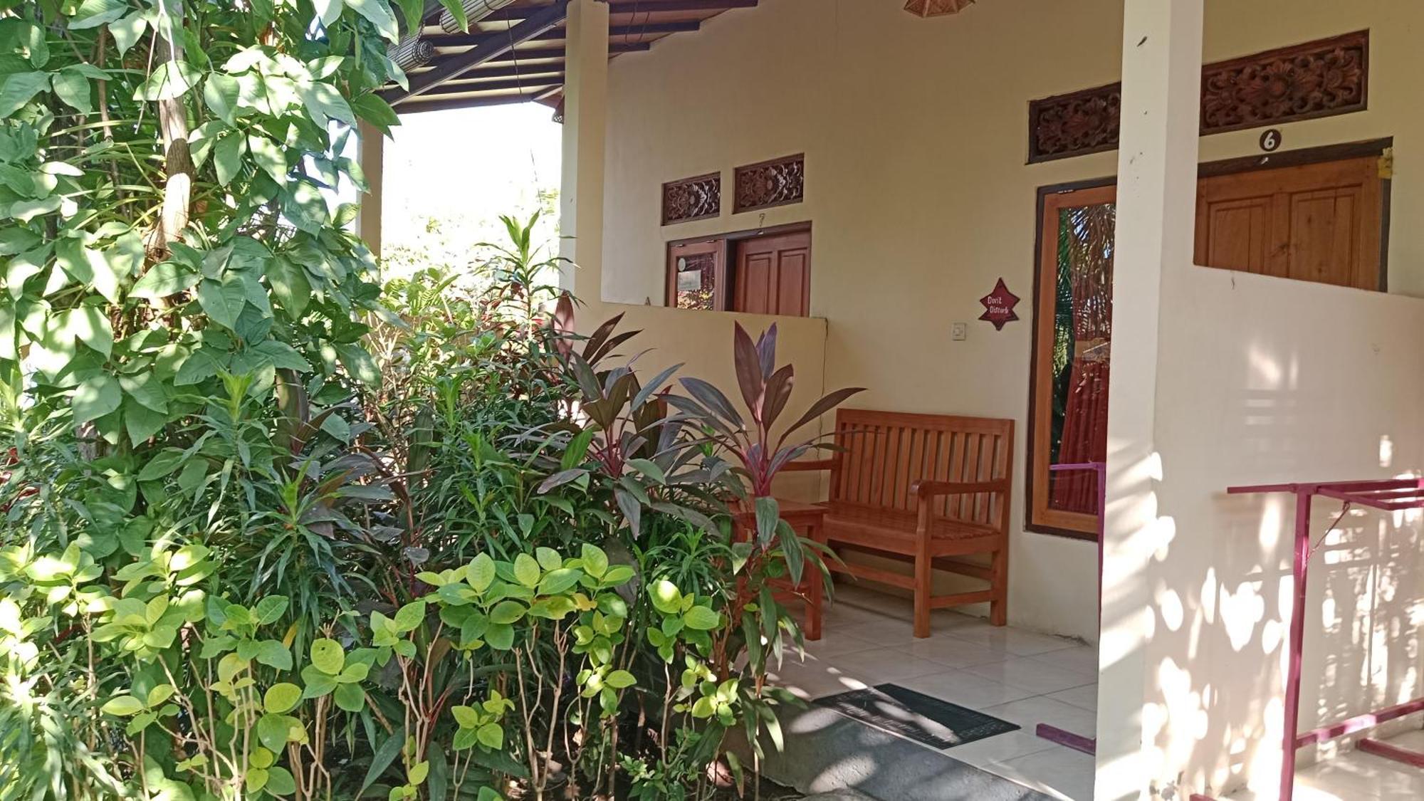 Van Santri Homestay Pemuteran エクステリア 写真
