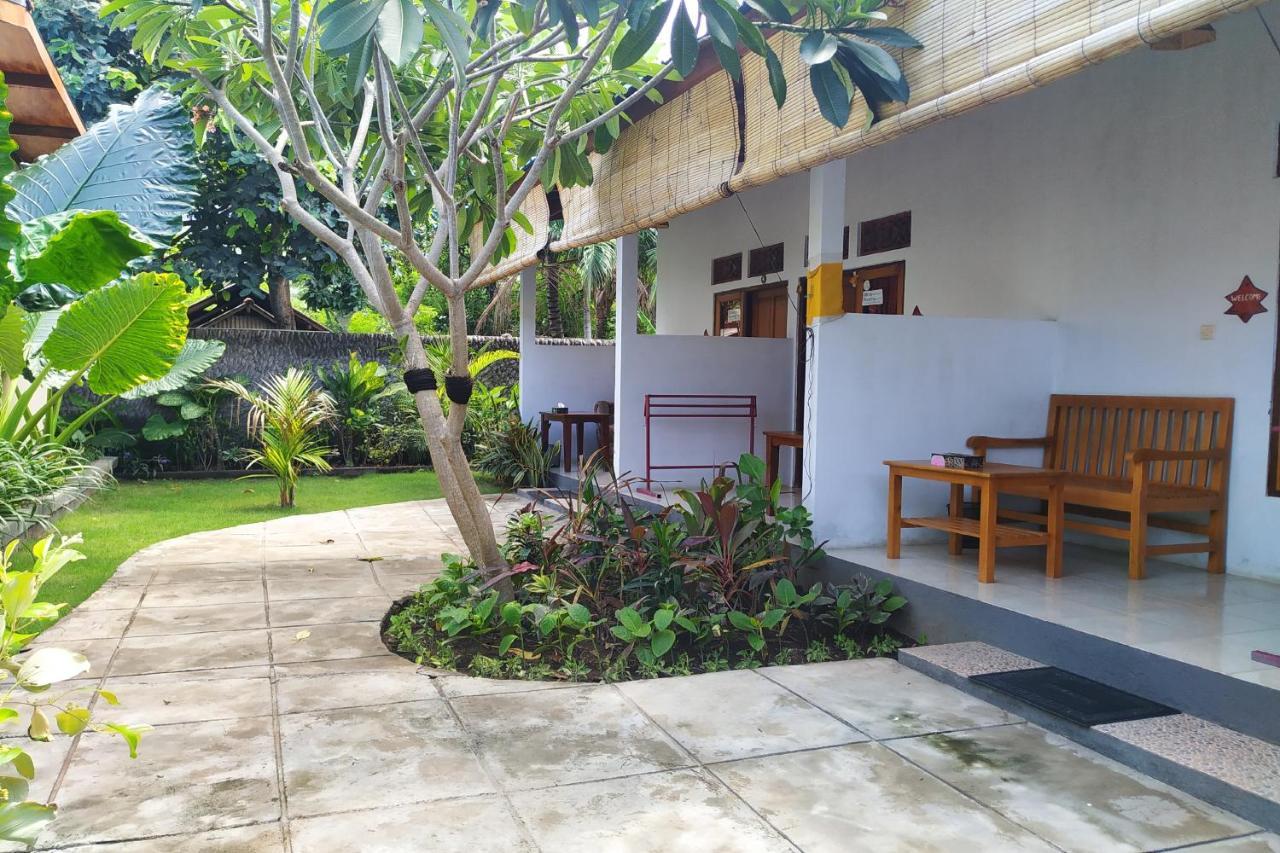 Van Santri Homestay Pemuteran エクステリア 写真