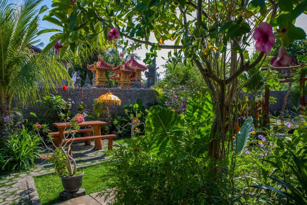 Van Santri Homestay Pemuteran エクステリア 写真