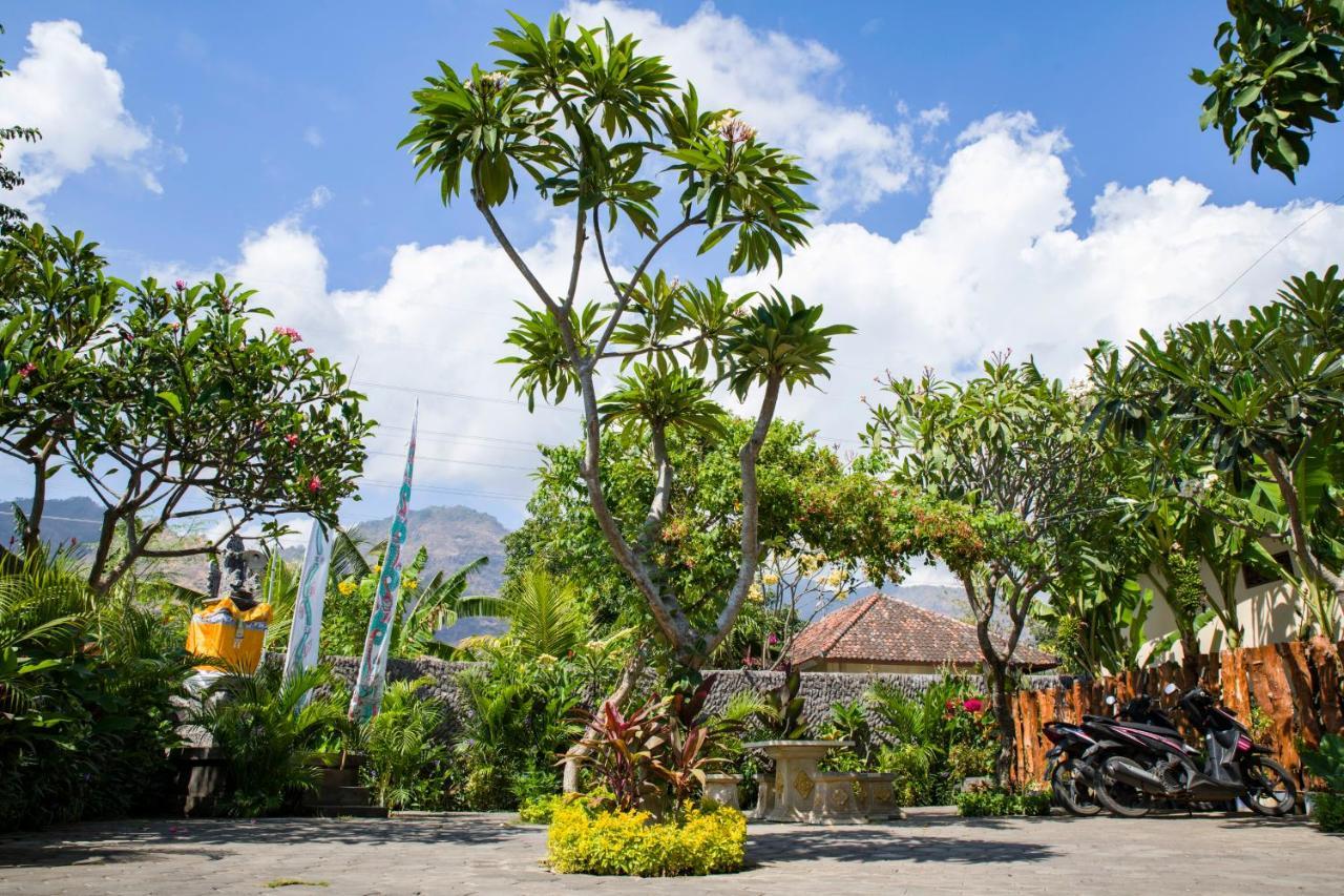 Van Santri Homestay Pemuteran エクステリア 写真