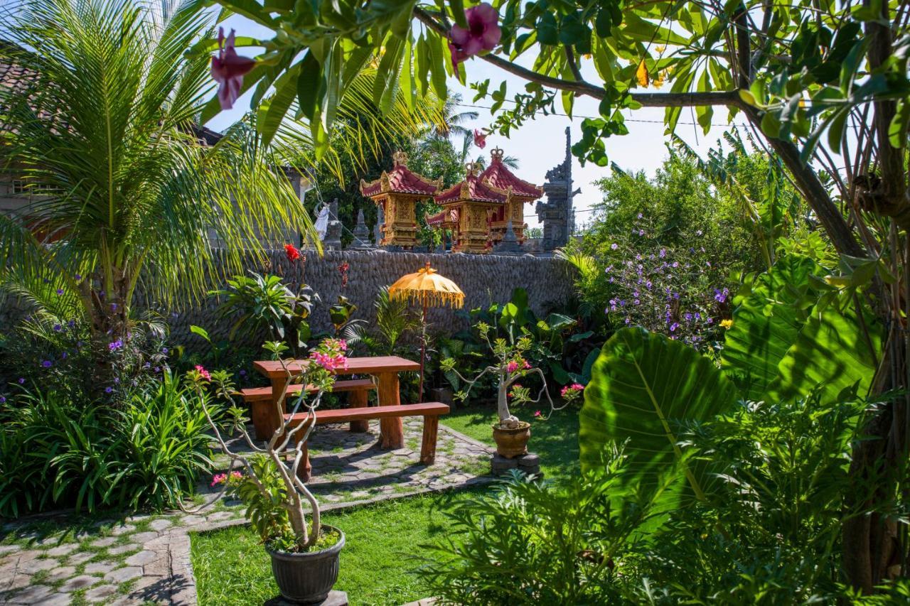 Van Santri Homestay Pemuteran エクステリア 写真