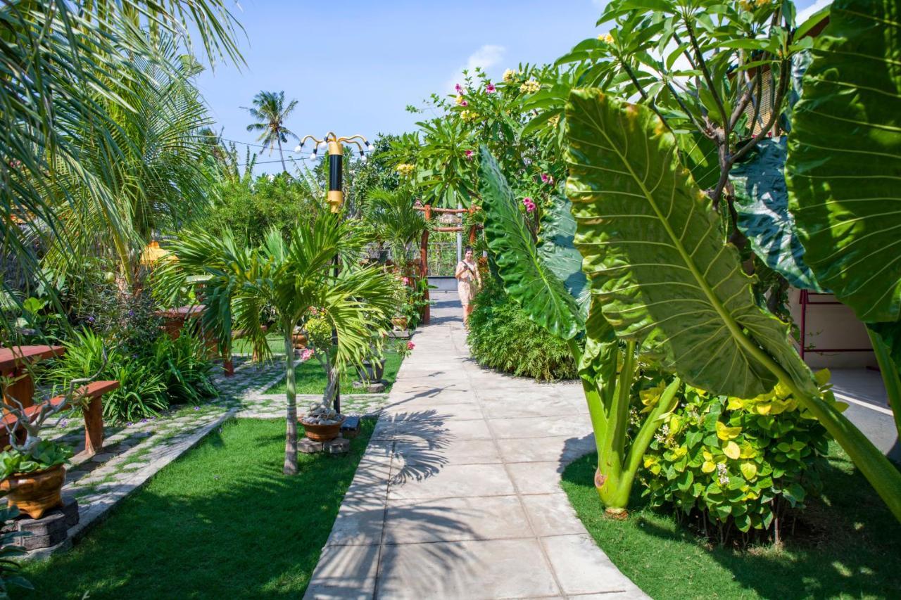 Van Santri Homestay Pemuteran エクステリア 写真
